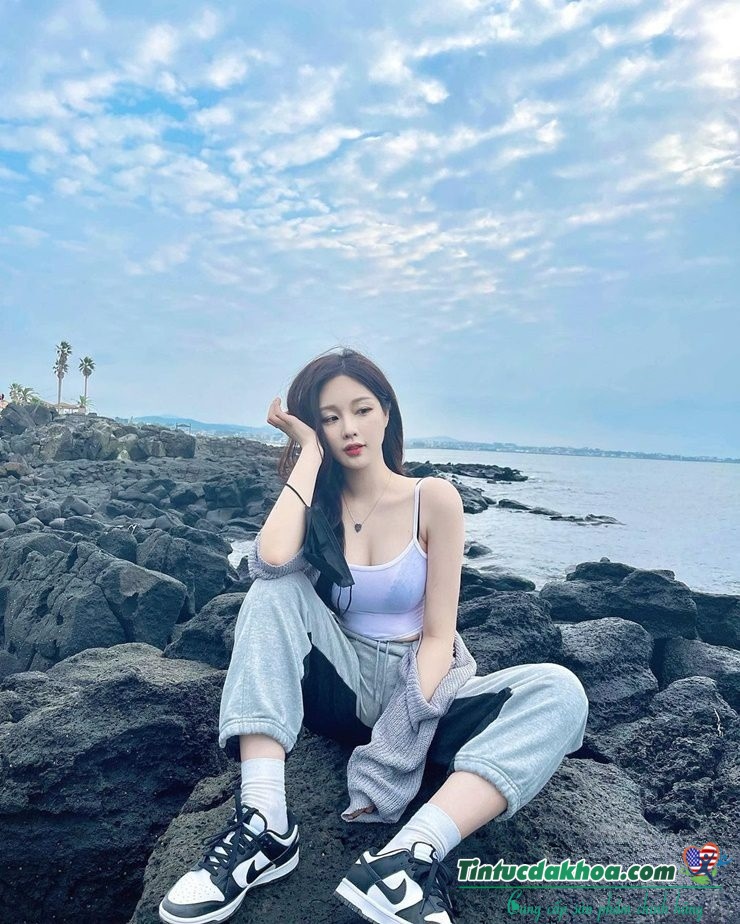 Có một trái tim mềm yếu trong một thế giới tàn khốc là lòng dũng cảm, không phải là sự yếu đuối.