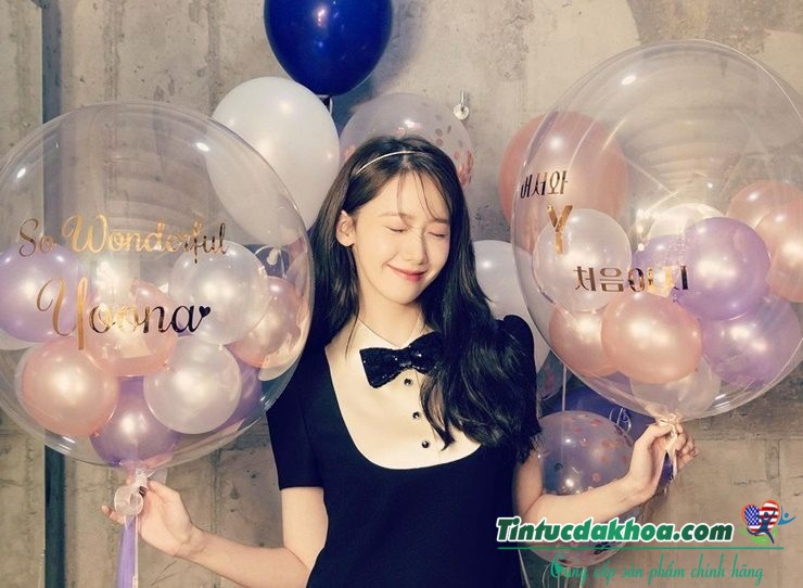 Yoona sở hữu gương mặt xinh đẹp, gu thời trang hiện đại và dáng vóc thanh mảnh hút mắt.